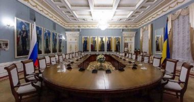 Stire din Actualitate : CRIZA DIN UCRAINA. Negocieri cruciale! În următoarele ore este decisă soarta războiului