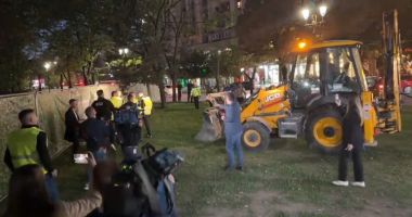 Stire din Eveniment : Bărbatul rănit în urma scandalului legat de reabilitatea planşeului Unirii a depus plângere