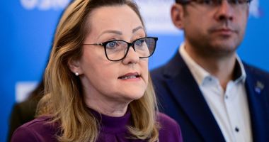 Stire din Politică-Administrație : Lasconi, după demisia lui Iohannis: "Mult prea târziu"