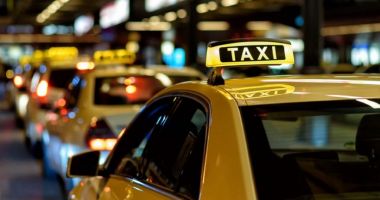 Stire din Eveniment : Un rapper cunoscut aflat sub influența drogurilor a făcut scandal într-un taxi