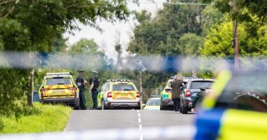 Stire din Actualitate : Atac armat în Irlanda de Nord: Sunt cel puțin doi morți