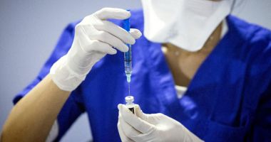 Stire din Actualitate : Un medic nigerian, care s-a angajat în Irlanda cu o diplomă obținută în România, acuzat că nu știe să pună o branulă