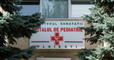 Stire din Actualitate : Medic scuipat, jignit, amenințat și lovit de către un grup de romi