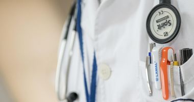 Stire din Actualitate : Medicii acuzați de moartea unui pacient se pot întoarce să lucreze la spital