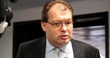 Stire din Actualitate : Medicul care refolosea stimulatoarele cardiace extrase din cadavre a fost plasat în arest la domiciliu