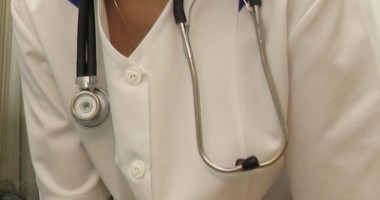 Stire din Sănătate : Medicii de familie din centrele de permanență nu au fost plătiți