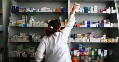 Se suspendă distribuţia în afara ţării a antibioticelor și medicamentelor antitermice