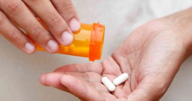 Stire din Sănătate : Tratamentele pentru boli psihice și neurologice, discutate de CJAS