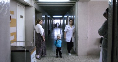 Stire din Sănătate : Medicii constănțeni nu mai primesc al 13-lea salariu
