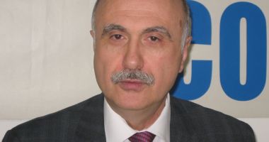 Stire din Economie : "Mediul de afaceri așteaptă să se mai dreagă din greșelile făcute în ultimii trei ani"