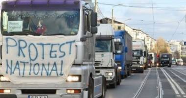 Stire din Economie : Mega-acțiune de protest a transportatorilor din toată țara