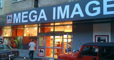 Stire din Economie : Miliarde de euro în tranzacția anului! Mega Image, VÂNDUTĂ!