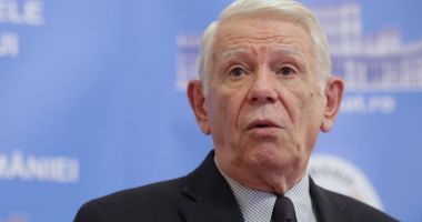 Stire din Politică-Administrație : Teodor Meleșcanu a demisionat de la șefia Senatului