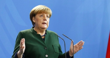 Stire din Actualitate : Merkel le va interzice oficialilor turci să ia parte la mitinguri electorale pro Erdogan în Germania
