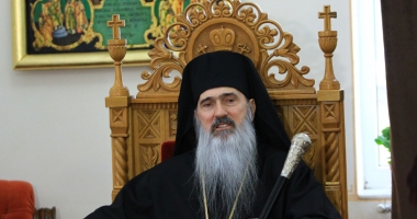 Stire din Social : Mesajul ÎPS Teodosie, la sfârșit de an: "Biserica vă cheamă la înțelepciune  și la bună chivernisire a timpului"