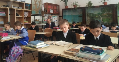 Stire din Cultură-Educație : Mesaj de adio lipsit de… Curaj: "Au fost câteva luni complicate"