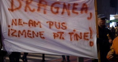 Galerie foto. Românul s-a născut poet! Mesaje pline de inteligență și ironie, la proteste - 2