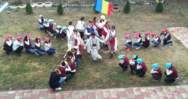 Elevii din județul Constanța sărbătoresc Centenarul Marii Uniri - 2