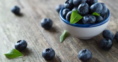 Stire din Sănătate : Spirulina și afinele vă ajută să eliminați metalele grele din organism