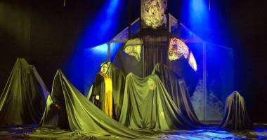 Stire din Cultură-Educație : "Metamorfozele iubirii", la Teatrul de Stat
