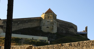 Cetatea Râșnov, lăcaș de odihnă culturală - 2