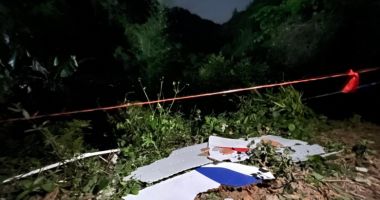 Stire din Actualitate : Niciun supravieţuitor după prăbuşirea avionului Boeing 737!