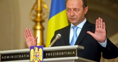 Stire din Politică-Administrație : "Mi-aș dori să-mi predau mandatul unui președinte  care să-mi continue proiectele"