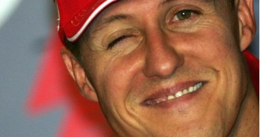 Stire din Sport : Medicii francezi infirmă zvonurile privind moartea lui Michael Schumacher