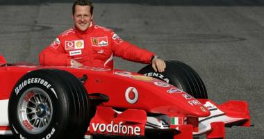 Stire din Sport : Vești bune despre starea de sănătate a lui Michael Schumacher