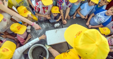 Micii constructori au participat la atelierul "Hands on CELCO" - 2