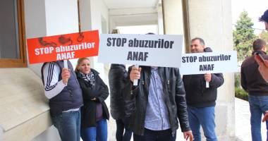 Micii întreprinzători constănțeni au cerut "stoparea jihadului ANAF" - 3