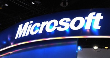 Stire din Actualitate : Compania Microsoft, amendată de UE cu 561 milioane de euro