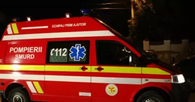 Stire din Eveniment : Microbuz răsturnat pe un drum intens circulat. Șase persoane au fost rănite