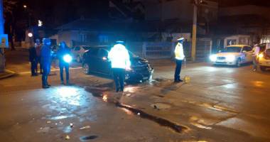 Microbuz răsturnat. Șoferul, transportat la Spitalul Județean - 6