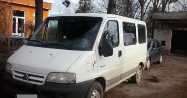 FOTO/ Microbuz furat din Spania, găsit la Negru Vodă - 2