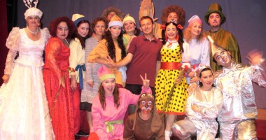 Stire din Cultură-Educație : Spectacol pentru copii "Micuța Dorothy" la TNOB