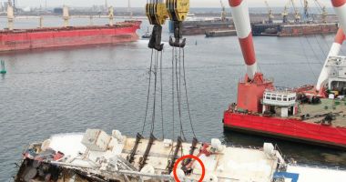Prima încercare de ridicare a navei răsturnate la Midia a eșuat. Ce se întâmplă mai departe - 2