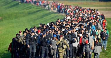 Stire din Actualitate : Controale mai stricte la frontiere! Mii de migranți, blocați în Grecia
