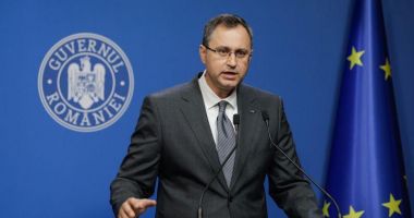 Stire din Politică-Administrație : Guvernul oferă elevilor fructe, legume, lactate şi produse de panificaţie