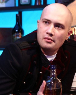 Stire din Monden : Mihai Bendeac: "Femeile, din păcate, nu  mă mai văd ca pe un puști"