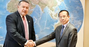 Stire din Economie : Mihai Daraban promovează portul Constanța în relațiile cu India