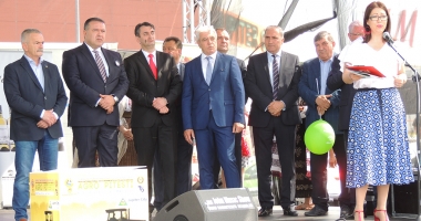 Stire din Economie : Președintele CCIR, Mihai Daraban, a participat la deschiderea Târgului Internațional AGRO Pitești