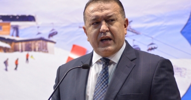 Stire din Economie : Mihai Daraban a deschis oficial Târgul de Turism al României