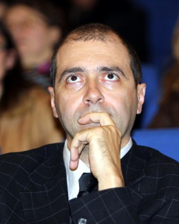 Stire din Cultură-Educație : Șoc la Universitatea "Ovidius": decanul Mihai Gîrțu demisionează!