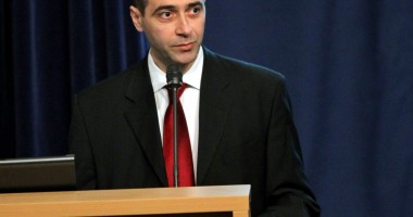 Stire din Politică-Administrație : Profesorul Mihai Gîrțu, coordonatorul Fundației "Mișcarea Populară" Constanța