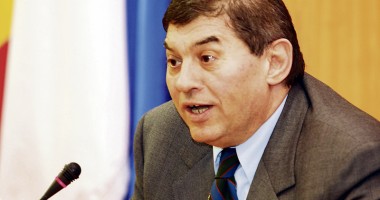 Stire din Economie : Mihai Vlasov trebuie suspendat de la conducerea Camerei de Comerț și Industrie a României