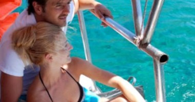 Stire din Monden : Mihai Petre, la odihnă și relaxare în Grecia