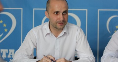 Stire din Politică-Administrație : Ce spune Mihai Petre despre rezultatele de la evaluarea națională