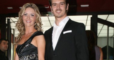 Stire din Monden : Mihai Petre a devenit tătic