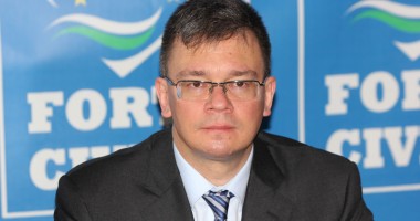 Stire din Politică-Administrație : Ce program are Mihai Răzvan Ungureanu, la Constanța